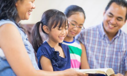 4 Steps to Passing Your Faith on to Your Children