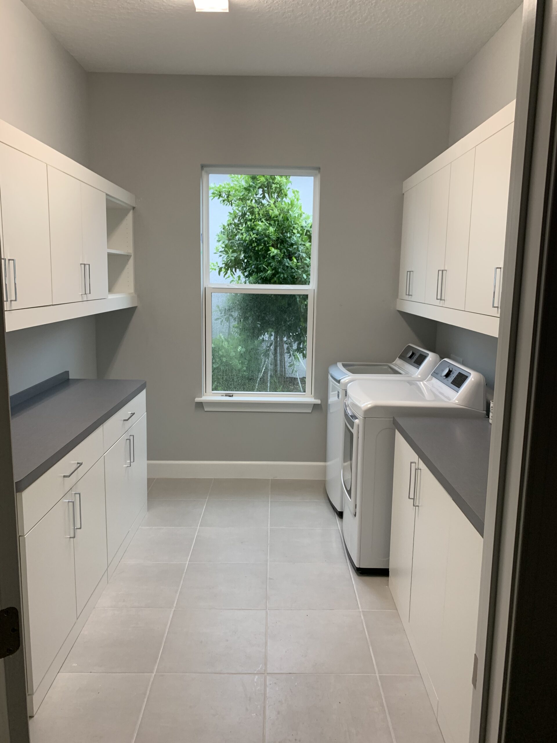 Laundry cabinets in white